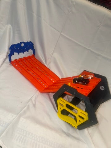 Hot Wheels - Car Carrying Case, Race Track